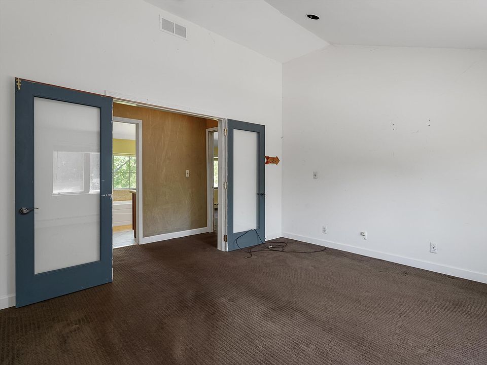 1150 N Livernois Rd, photo 28