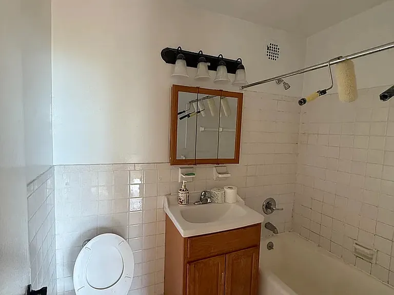 41 Hamilton Ave #4B — Photo 6