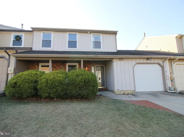 1202 Jonathan Ln, Marlton, NJ 08053