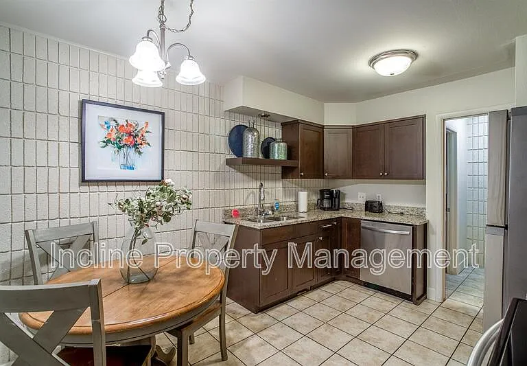 781 N Valley View Dr #16 — Photo 36