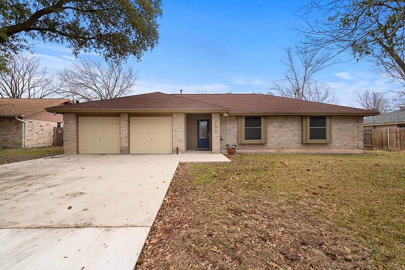 1st image of 700 Creekbend Dr