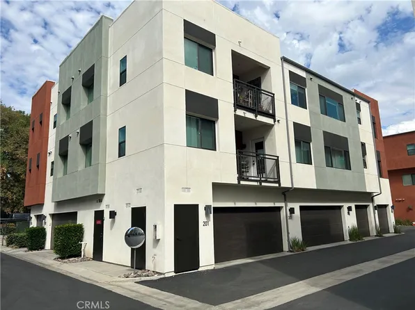 400 W Central Ave Unit 304, Brea, CA 92821