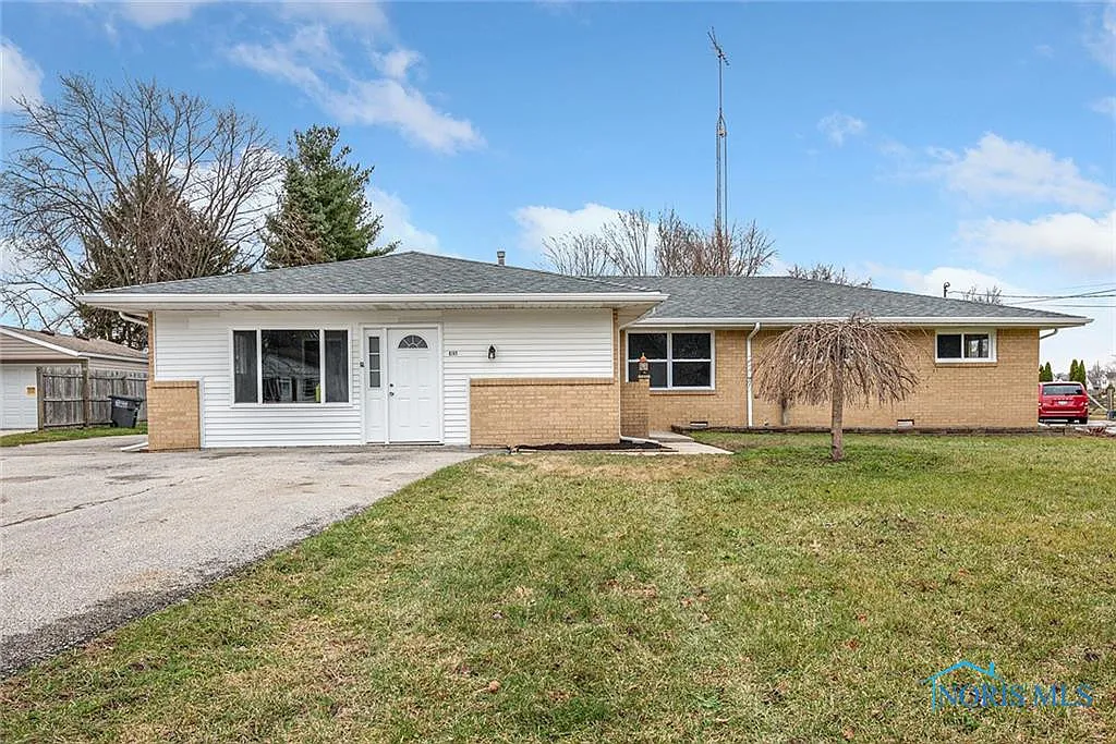 6141 Reo St photo 1