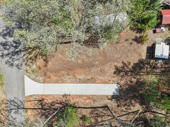 101 Nebow Ln, Louisburg, NC 27549