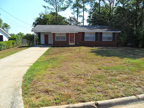 410 Columbia Dr Photo 1