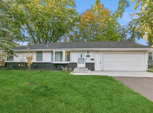 11900 Bradford Rd, Minnetonka, MN 55343