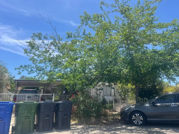 631 Woodrow St, Taft, CA 93268