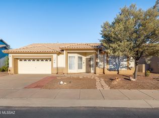 8941 N Willeta Dr, Tucson, AZ 85743
