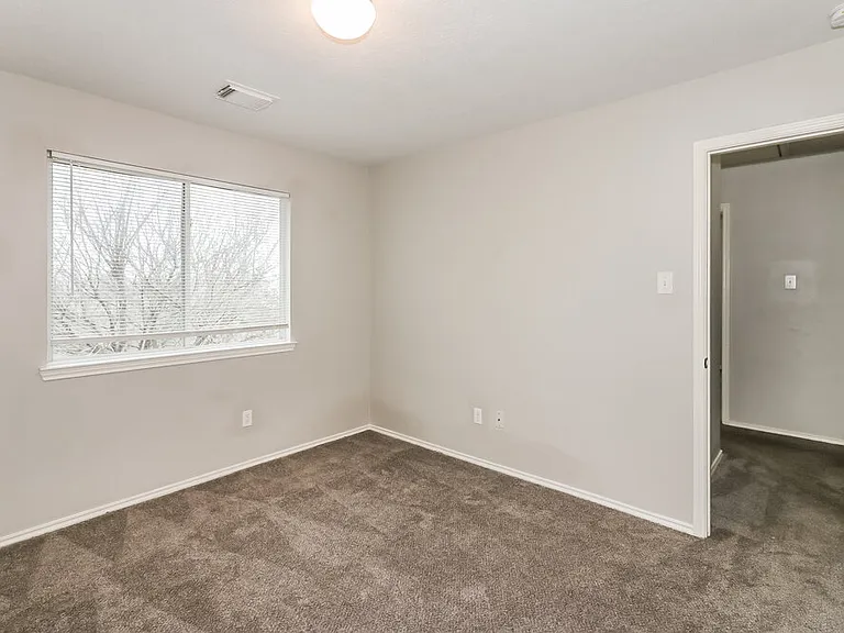 19315 Montclair Meadow Ln — Photo 15