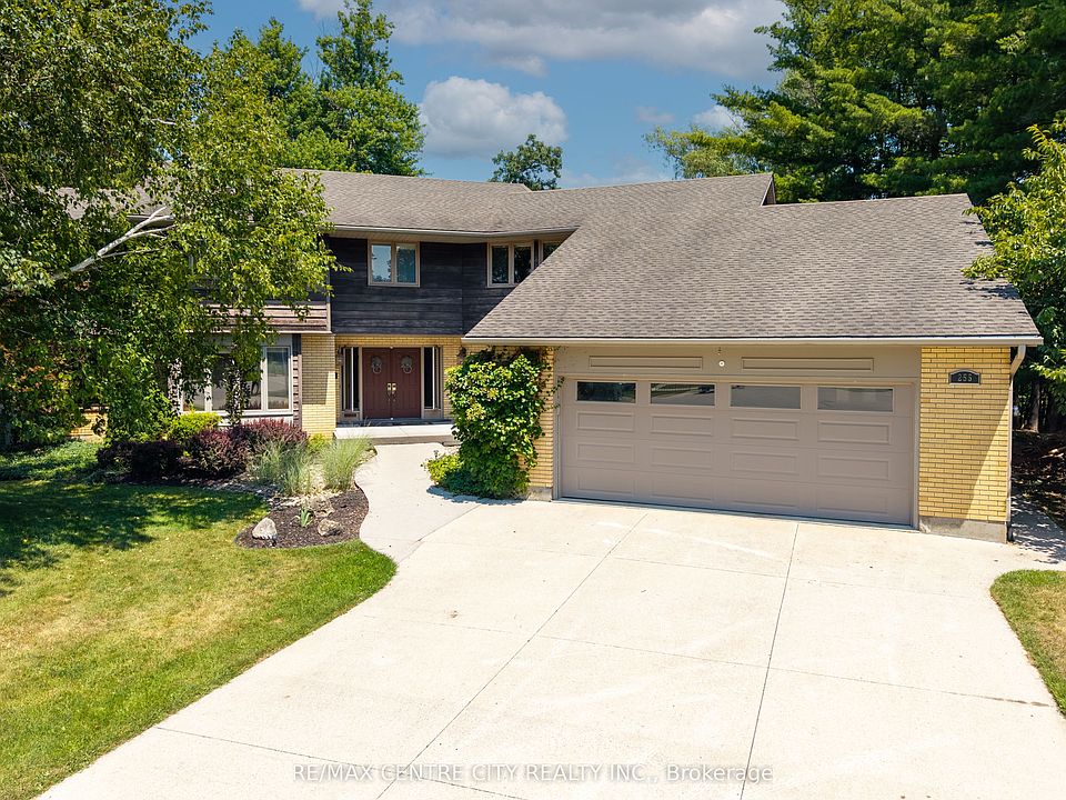1st image of 255 Mill Pond Cres