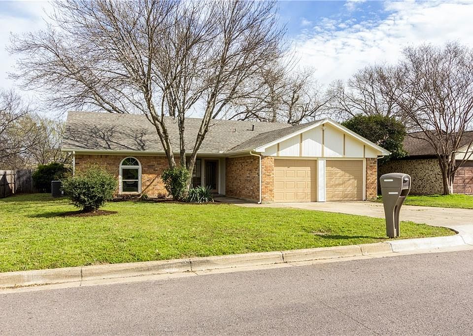 1st image of 7017 Misty Meadow Dr S