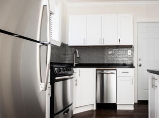 3841 N Greenview Ave APT 3W, Chicago, IL 60613