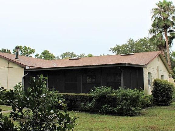 4th image of 1128 Helen Dr