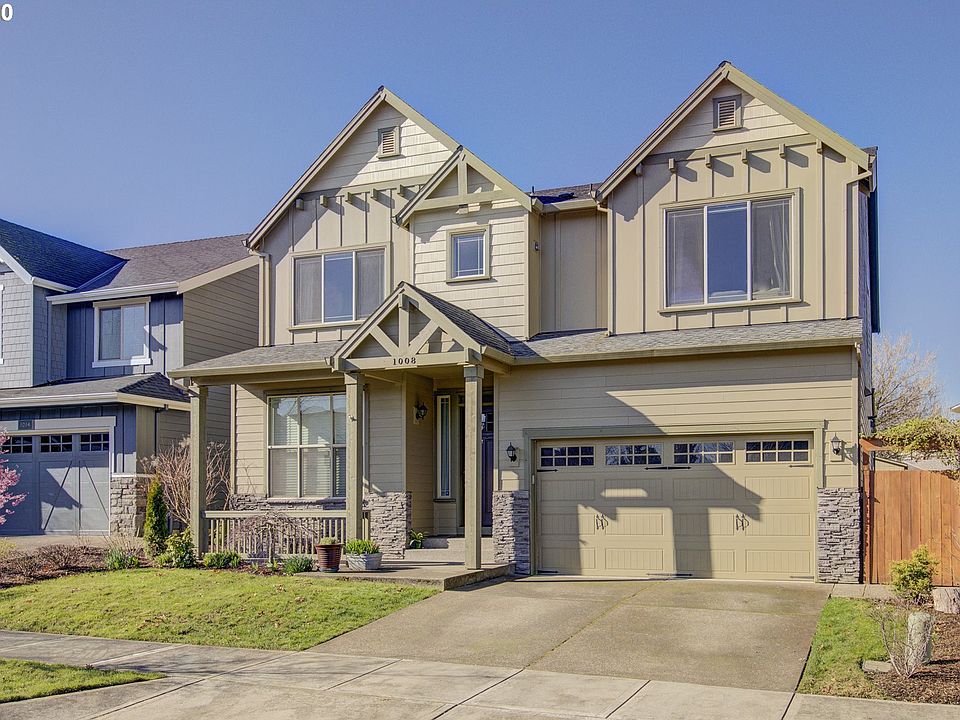 2nd image of 1008 Lilac St