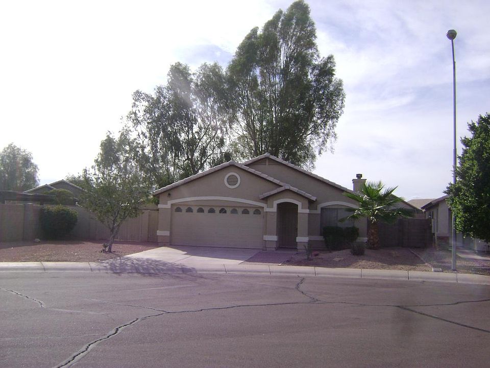 1st image of 16712 N 159th Dr