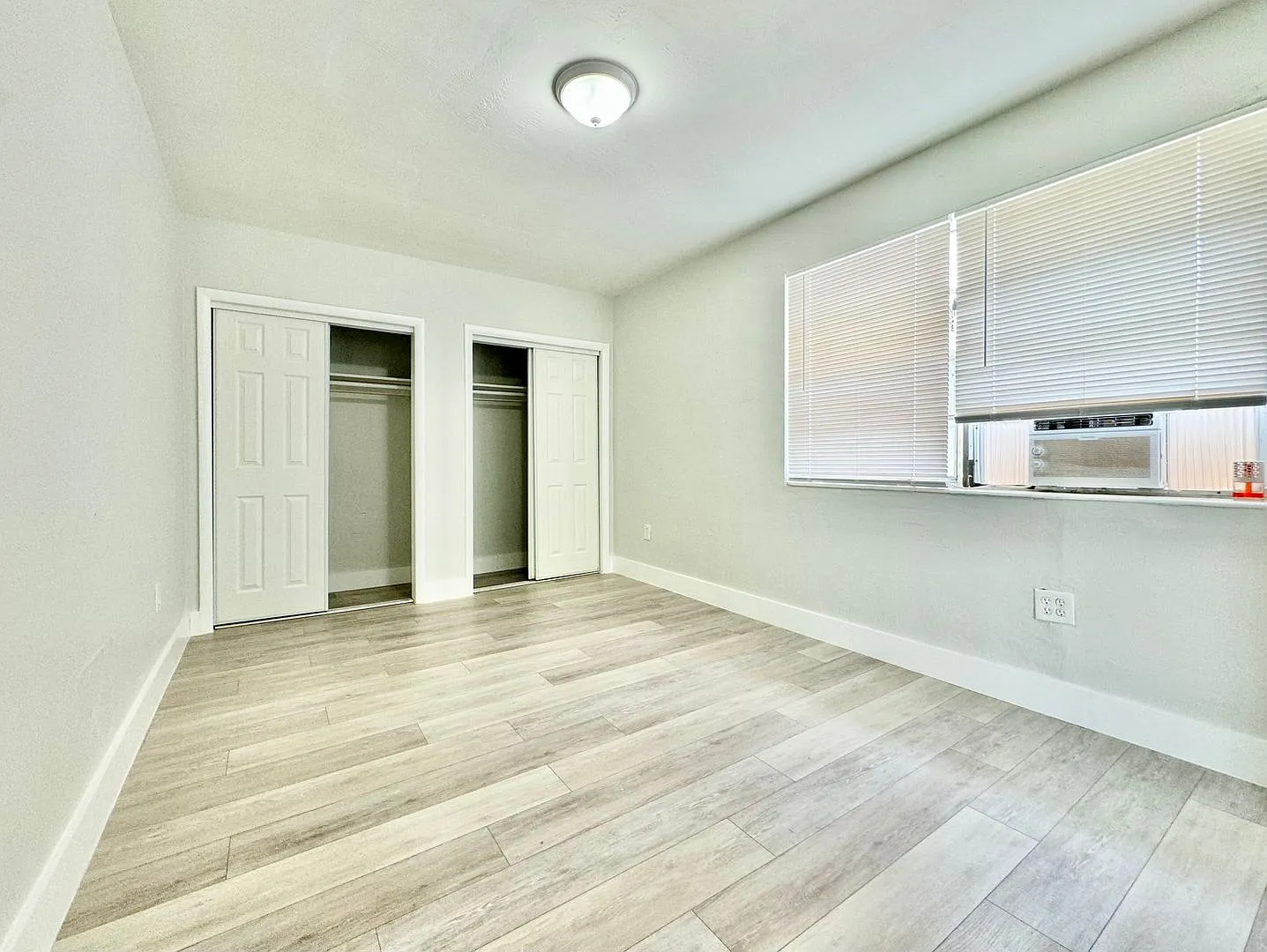 1246 NW 58 Ter — Photo 3