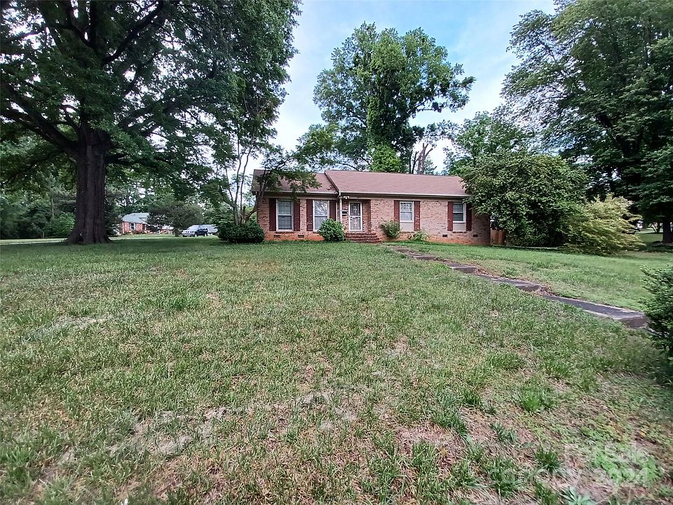 1st image of 5801 Whitingham Dr