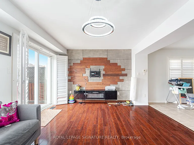 66 Lightcatcher Cir — Photo 15