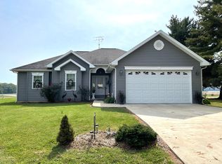 310 Harvig Ave, Omaha, IL 62871