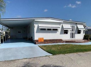 490 Flamingo Ln, Ellenton, FL 34222