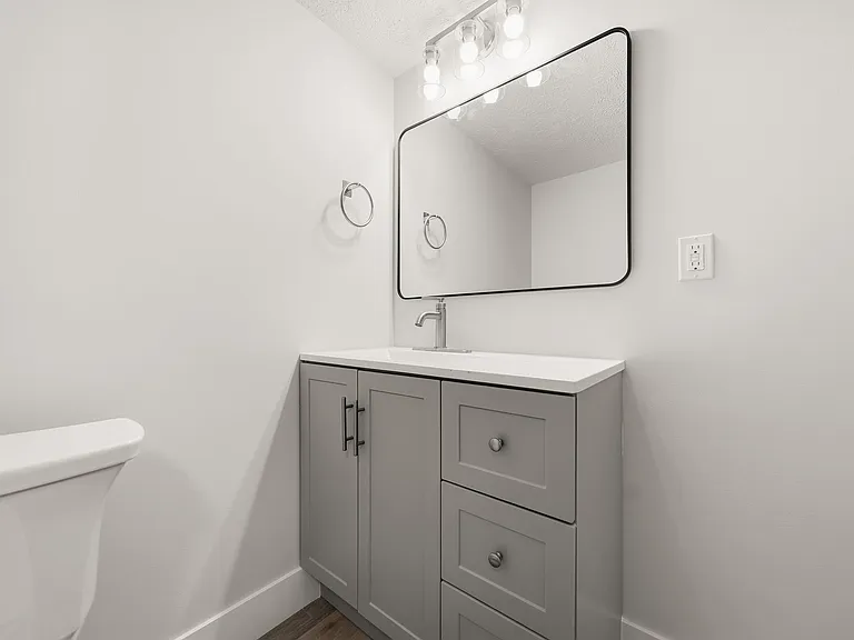 1941 Devonshire Dr #3 — Photo 31