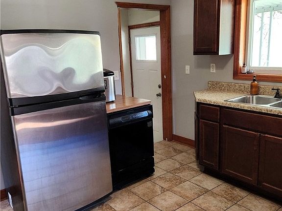 5th image of 2135 7th St