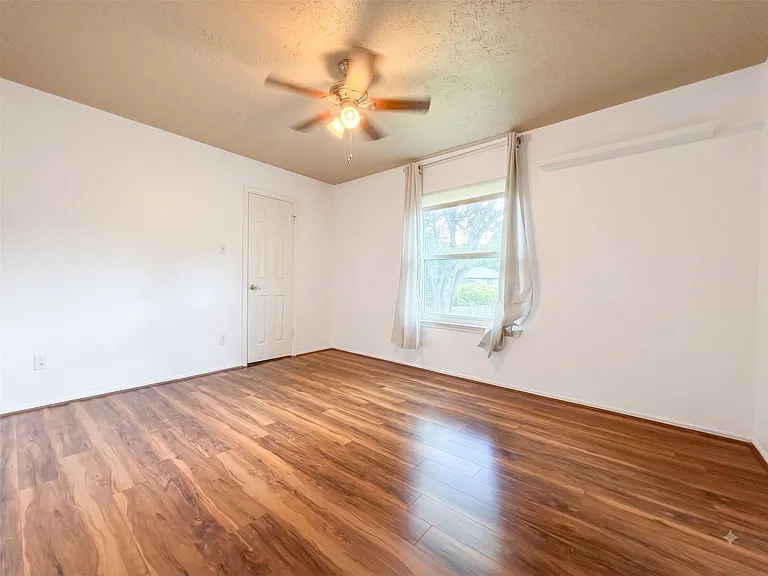 3507 Santa Rosa Ln — Photo 14
