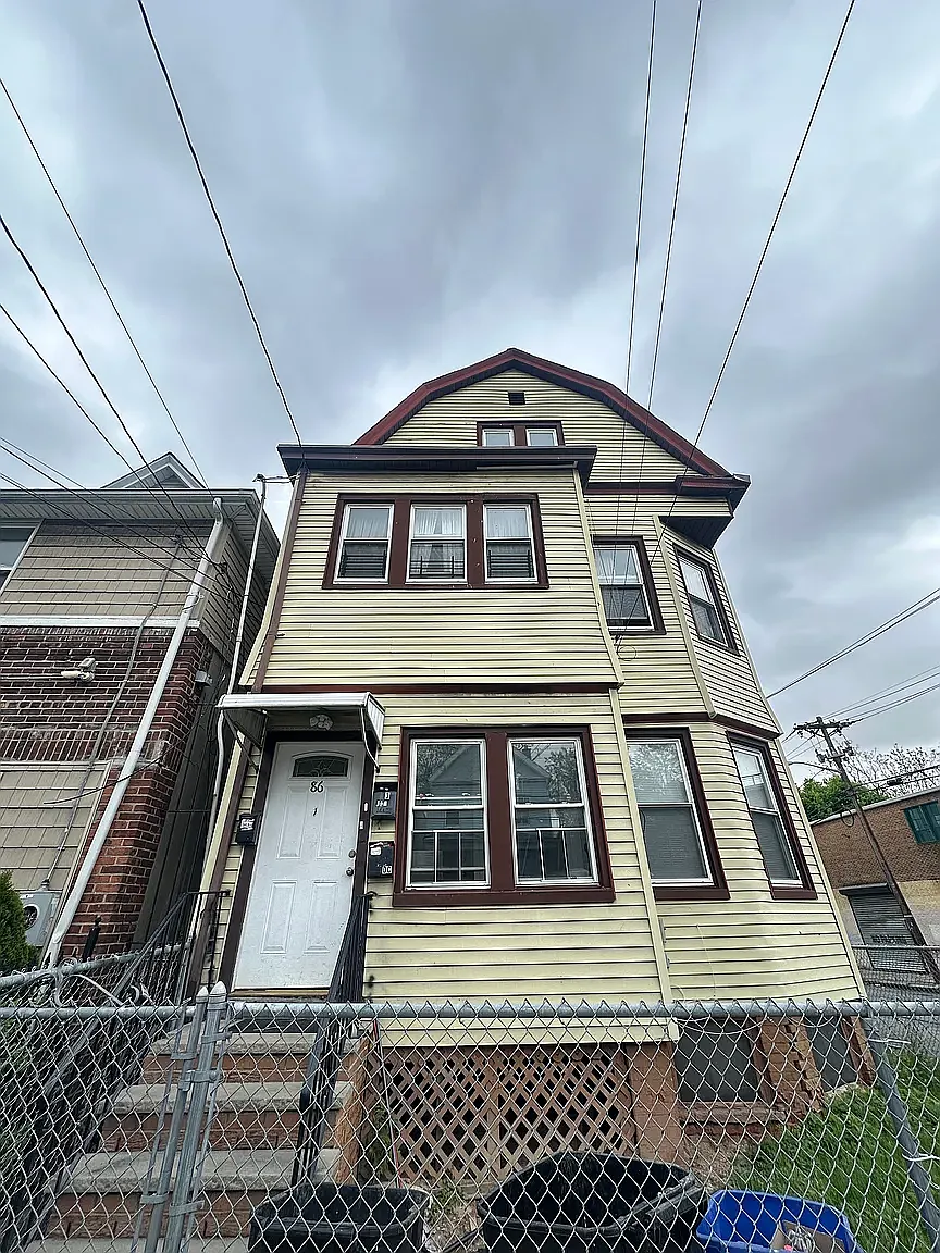 2 bed, $1,850 — Photo 1