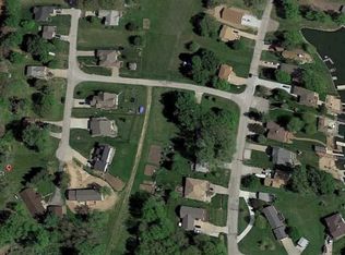 8906 Monroe Ct, Plattsmouth, NE 68048