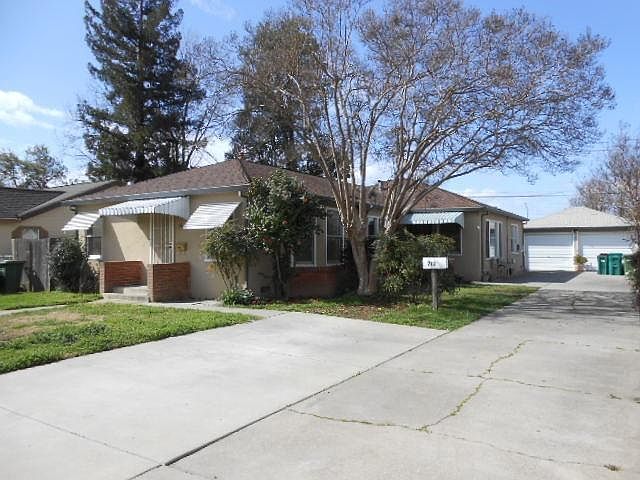 2nd image of 713 N Grant Ave