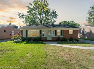 30437 Lonnie Blvd, Westland, MI