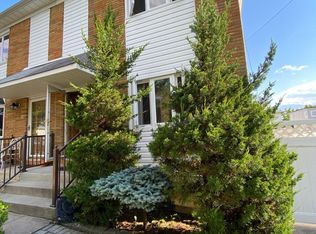 32 Carpenter Ave, Staten Island, NY