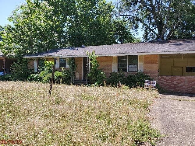 1st image of 507 Martin Luther King Jr Cir