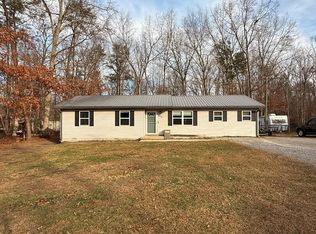 1070 Shady Ln S, Clarkrange, TN 38553
