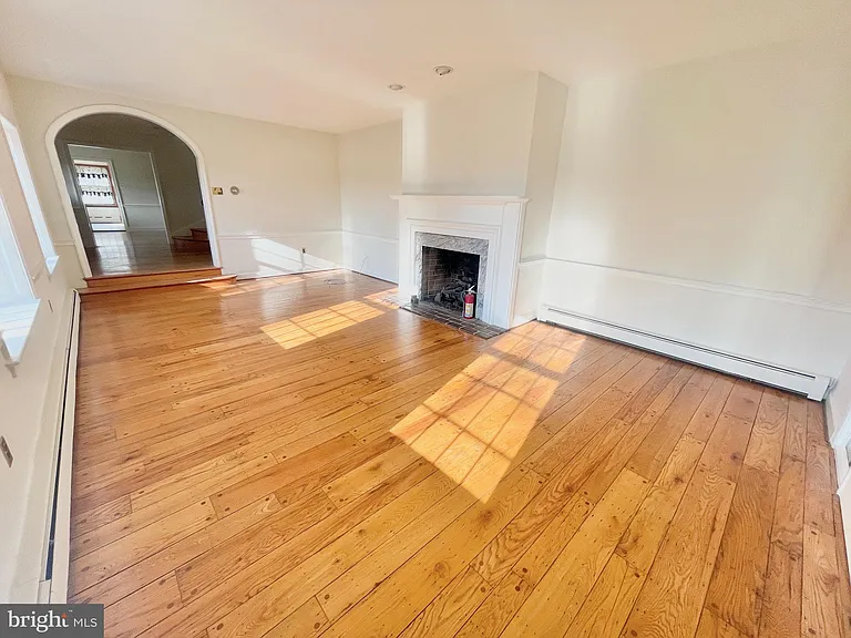 4925 W Chester Pike — Photo 5