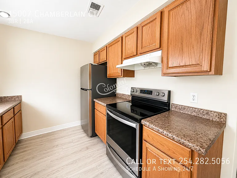 15007 Chamberlain Ct — Photo 5