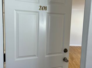 49 John St APT 201, Southport, CT 06890