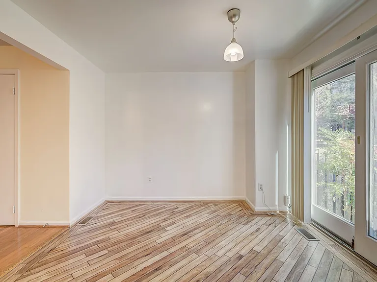 14907 Bradwill Ct — Photo 38