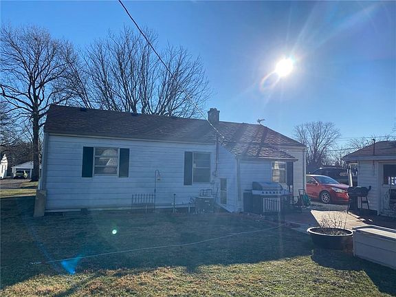 2nd image of 128 Mercator Dr