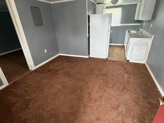 4th image of 2524 28th St