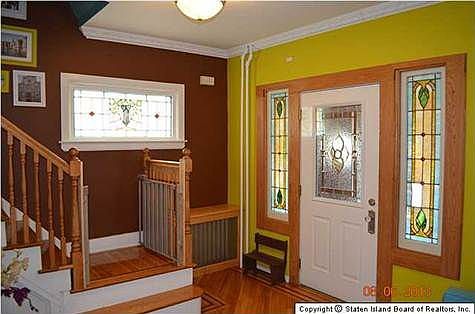 2nd image of 527 Bement Ave