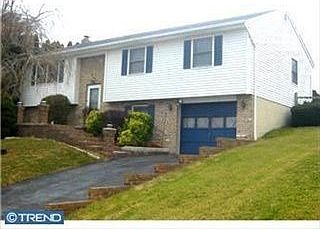 5th image of 610 Anne Dr