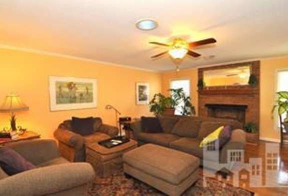 3rd image of 3224 Kirby Smith Dr