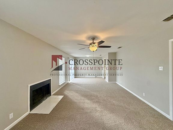 2nd image of 4222 Southpark Dr #208