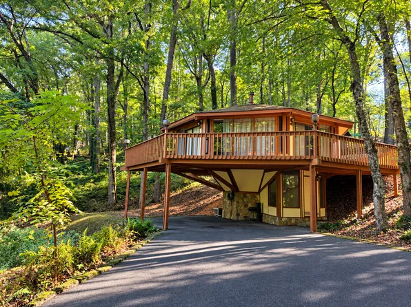 (undisclosed Address), Franklin, NC 28734