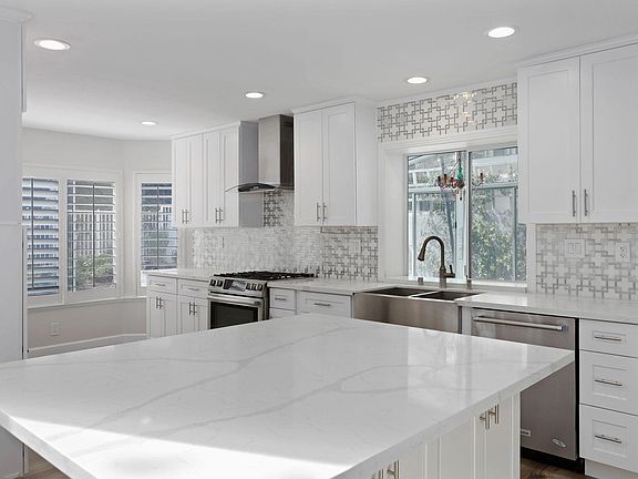 5th image of 24652 Vista Cerritos