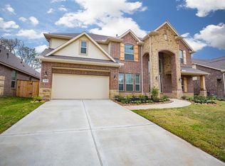 23449 Yaupon Hills Dr, New Caney, TX 77357