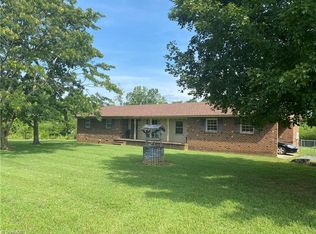 1305 Hawksview Rd, Franklinville, NC 27248