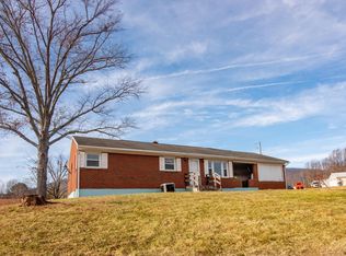 1065 Mountain Valley Rd, Vinton, VA 24179