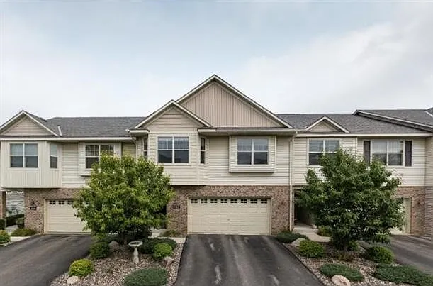 8362 Cedarview Cir — Photo 1
